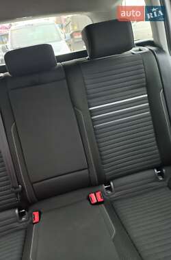 Универсал Volkswagen Golf 2014 в 