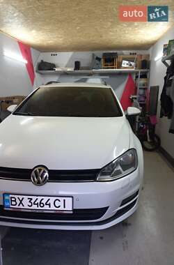 Универсал Volkswagen Golf 2014 в 