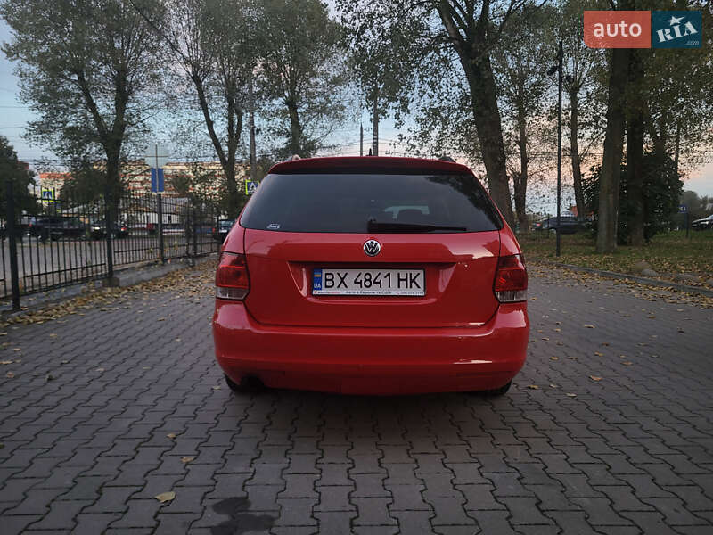 Универсал Volkswagen Golf 2013 в Хмельницком