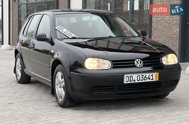 Хетчбек Volkswagen Golf 2004 в Тернополі