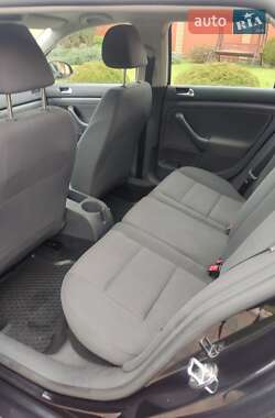 Універсал Volkswagen Golf 2008 в 