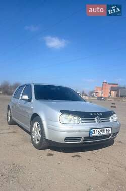 Хэтчбек Volkswagen Golf 2003 в Полтаве