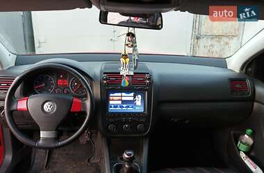 Хэтчбек Volkswagen Golf 2007 в Никополе