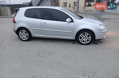 Хетчбек Volkswagen Golf 2007 в Красилові