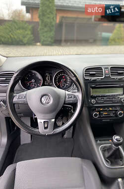 Універсал Volkswagen Golf 2010 в Старокостянтинові