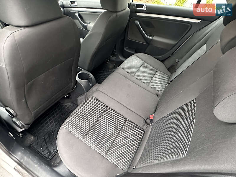 Універсал Volkswagen Golf 2012 в Білій Церкві