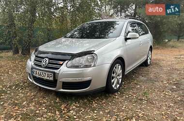 Універсал Volkswagen Golf 2009 в Києві