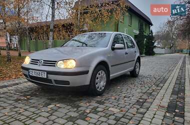 Хэтчбек Volkswagen Golf 1999 в Новоселице