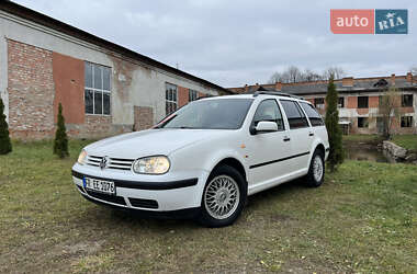 Універсал Volkswagen Golf 2002 в Дрогобичі