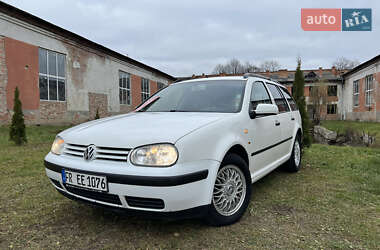 Універсал Volkswagen Golf 2002 в Дрогобичі