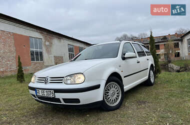 Універсал Volkswagen Golf 2002 в Дрогобичі