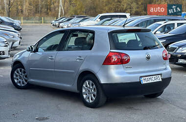 Хэтчбек Volkswagen Golf 2005 в Харькове