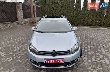 Універсал Volkswagen Golf 2009 в Луцьку