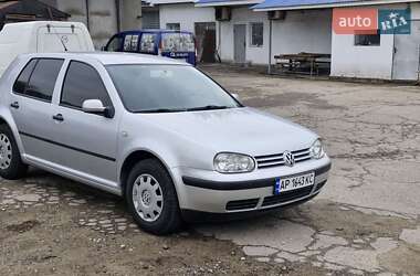 Хэтчбек Volkswagen Golf 2001 в Запорожье