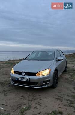 Хетчбек Volkswagen Golf 2015 в Миколаєві