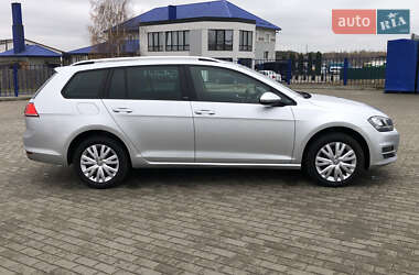 Универсал Volkswagen Golf 2016 в Ковеле