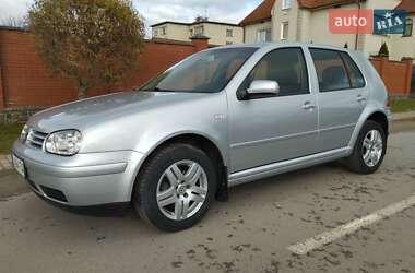 Хетчбек Volkswagen Golf 2002 в Балті