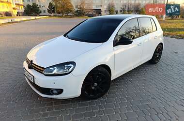 Хетчбек Volkswagen Golf 2013 в Гайсину