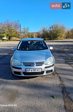 Хетчбек Volkswagen Golf 2005 в Запоріжжі