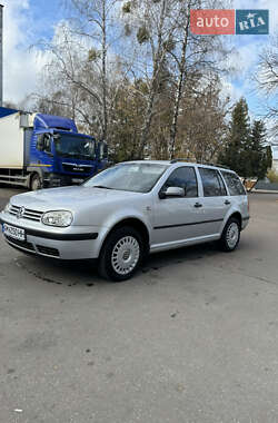 Універсал Volkswagen Golf 2000 в Житомирі