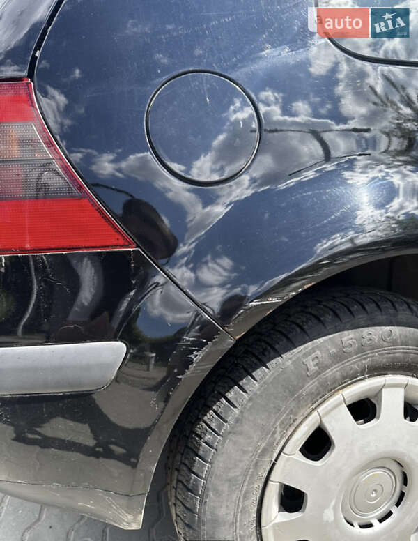 Хетчбек Volkswagen Golf 2000 в Калуші