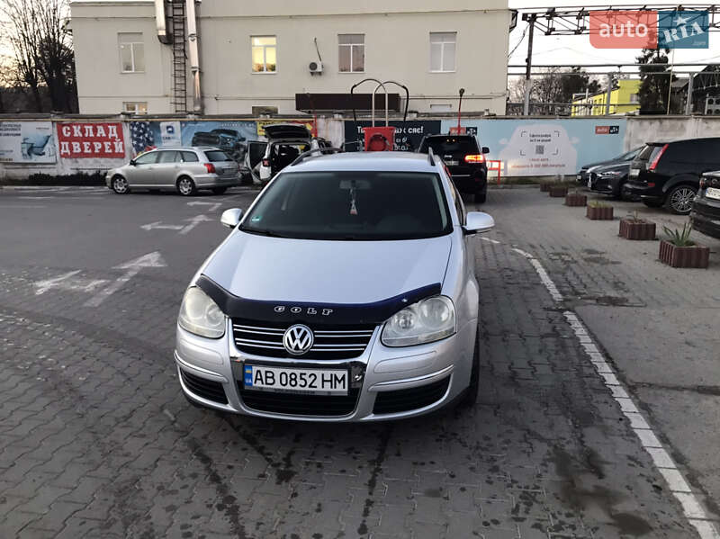Універсал Volkswagen Golf 2008 в Вінниці