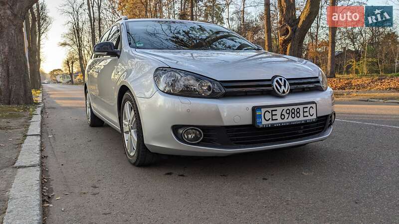 Універсал Volkswagen Golf 2013 в Чернівцях