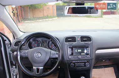 Універсал Volkswagen Golf 2012 в 