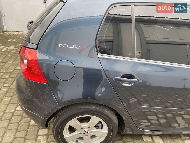 Хетчбек Volkswagen Golf 2007 в Самборі