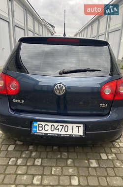 Хэтчбек Volkswagen Golf 2007 в Самборе