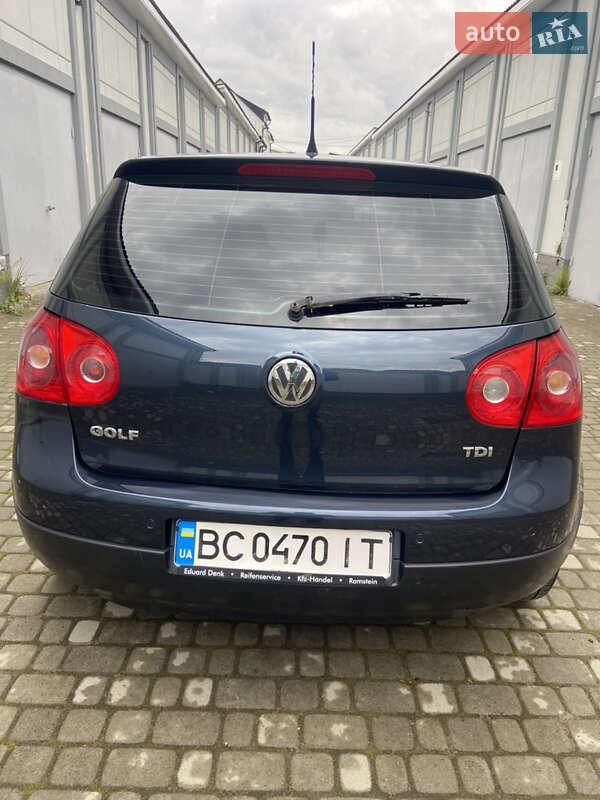Хетчбек Volkswagen Golf 2007 в Самборі