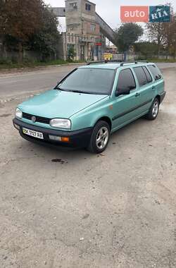 Универсал Volkswagen Golf 1994 в Ровно