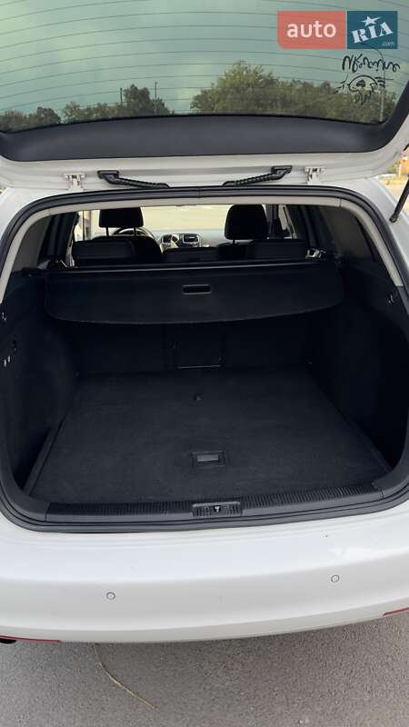 Універсал Volkswagen Golf 2012 в Луцьку