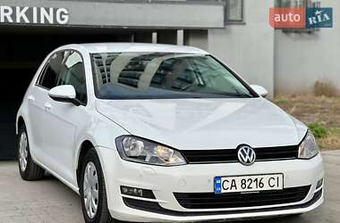 Хэтчбек Volkswagen Golf 2012 в Киеве