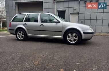 Универсал Volkswagen Golf 2002 в Львове