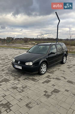 Универсал Volkswagen Golf 2000 в Ровно