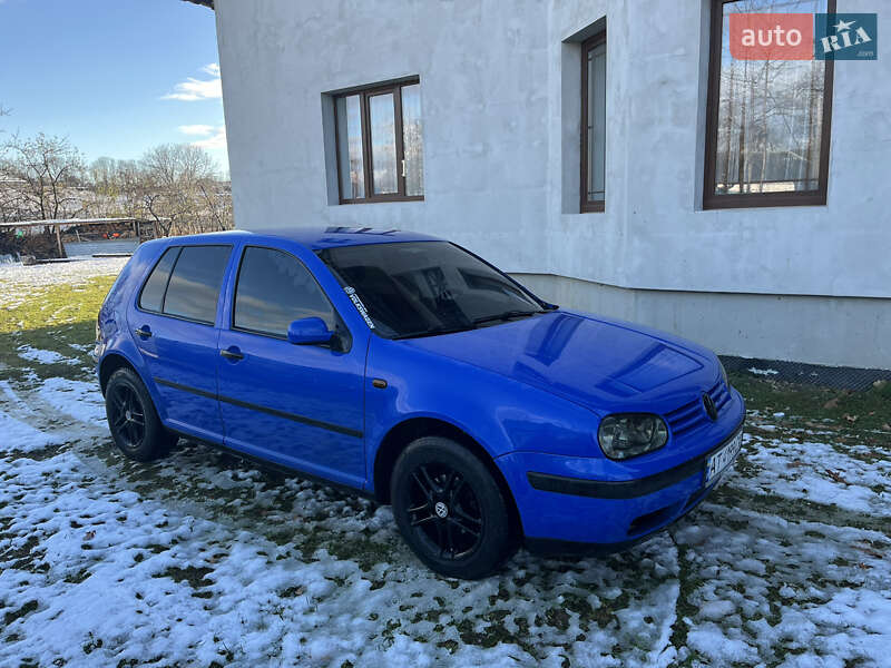 Хэтчбек Volkswagen Golf 1998 в Вижнице