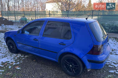 Хэтчбек Volkswagen Golf 1998 в Вижнице