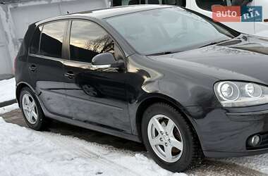 Хэтчбек Volkswagen Golf 2006 в Виннице