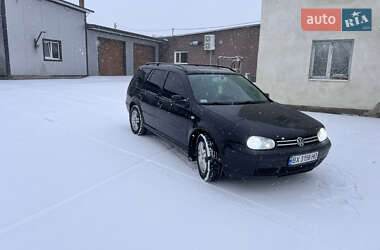 Универсал Volkswagen Golf 2002 в Борщеве