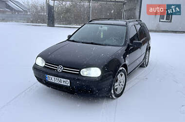 Универсал Volkswagen Golf 2002 в Борщеве