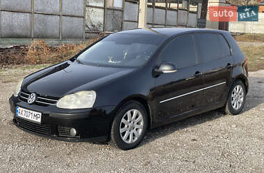 Хэтчбек Volkswagen Golf 2005 в Харькове