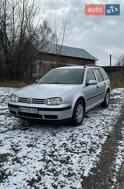 Универсал Volkswagen Golf 2001 в Львове