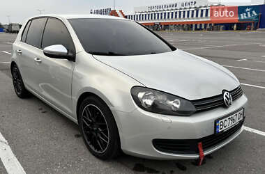 Хэтчбек Volkswagen Golf 2009 в Львове