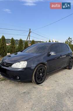 Хетчбек Volkswagen Golf 2008 в Києві