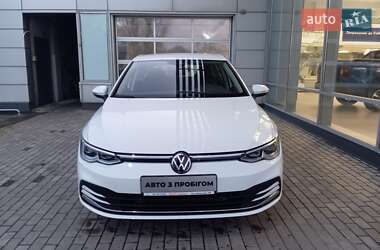 Хэтчбек Volkswagen Golf 2023 в Киеве