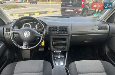 Універсал Volkswagen Golf 2005 в Сумах