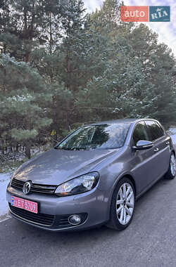 Хэтчбек Volkswagen Golf 2009 в Нетешине