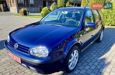 Універсал Volkswagen Golf 2005 в Рівному