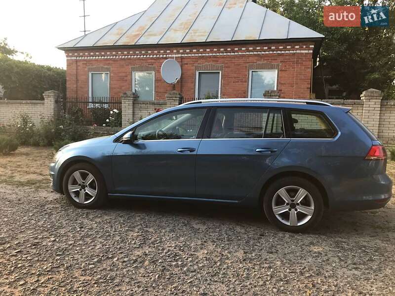 Універсал Volkswagen Golf 2014 в Краснокутську